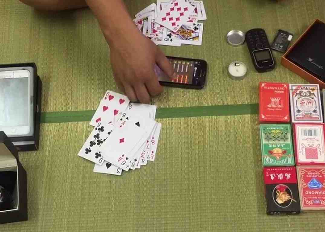 Cách chia bài Liêng hiệu quả nhất
