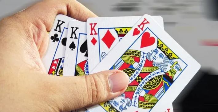 Ba Đôi Thông Chặt Được Gì? Bí Kíp Thắng Đậm Trong Tiến lên Miền Nam 4 Vai-Tro-Cua-Ba-Doi-Thong-Trong-Chien-Luoc-Choi