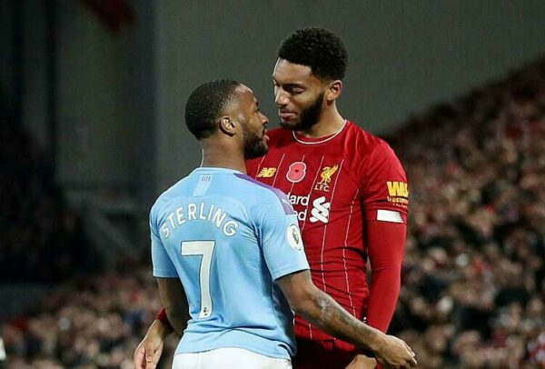 HLV Gareth Southgate bị chỉ trích vì công khai phạt Sterling