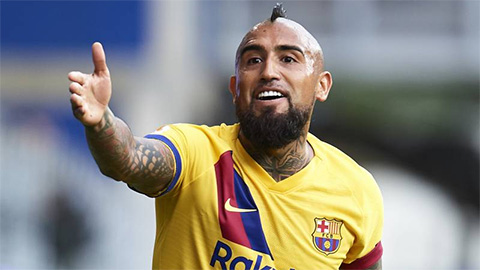 Trước trận Siêu kinh điển, sao Barca bỏ tập