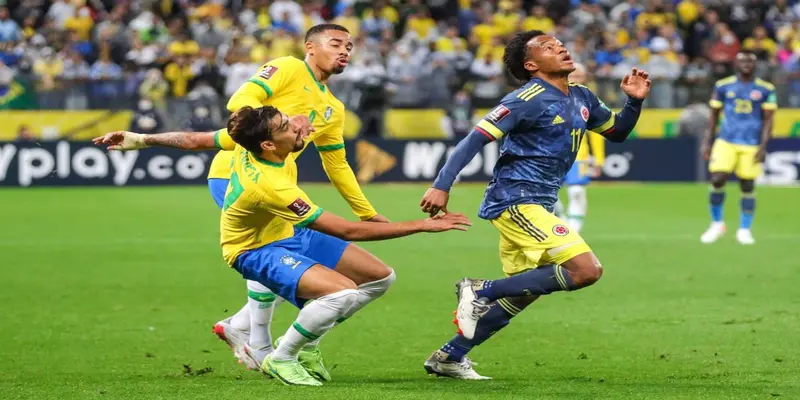 Đội hình ra sân của Brazil vs Colombia