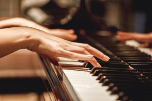 Địa chỉ dạy đàn piano uy tín nhất Hà Nội