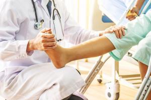 Bệnh viện khám và điều trị bệnh cơ xương khớp uy tín tại quận Đống Đa, Hà Nội