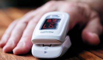 Cách chọn mua máy đo nồng độ oxy trong máu chính xác, hiệu quả