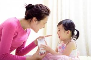 ‘Căn bệnh quái đản’ trong cách dạy trẻ tại Việt Nam