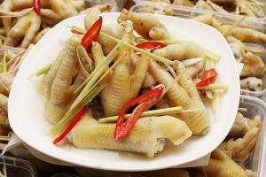 Địa chỉ chân gà sả ớt ngon nhất Hà Nội