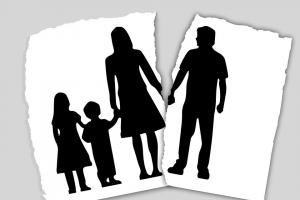 Điều đắt giá trẻ sẽ học được sau khi bố mẹ ly hôn
