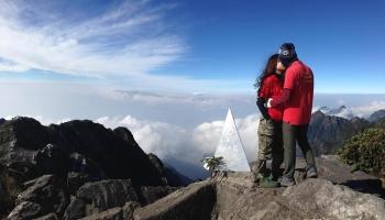 Ngọn núi có view đẹp nhất Việt Nam