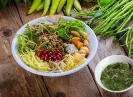 Quán cơm hến ngon nhất tại Hà Nội