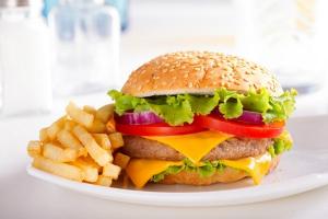 Quán hamburger được yêu thích nhất TP. Phú Quốc, Kiên Giang