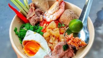 Quán mì trộn muối ớt được yêu thích nhất TP. HCM