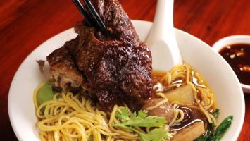 Quán mì vịt tiềm ngon nhất tại Bình Dương