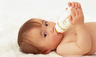 Sản phẩm sữa non cho trẻ tốt nhất hiện nay