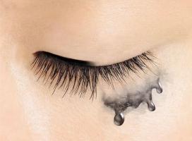 Sản phẩm tẩy trang mascara chất lượng nhất hiện nay