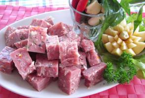 Thương hiệu nem chua được ưa chuộng nhất Việt Nam