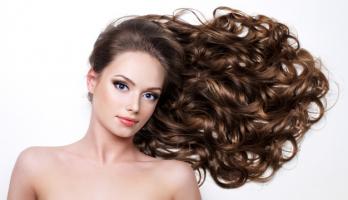 Tinh dầu dưỡng tóc dành cho tóc xoăn tốt nhất hiện nay