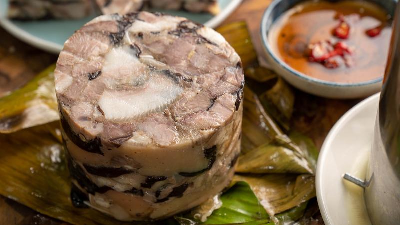 Giò thủ (giò xào tai mũi)