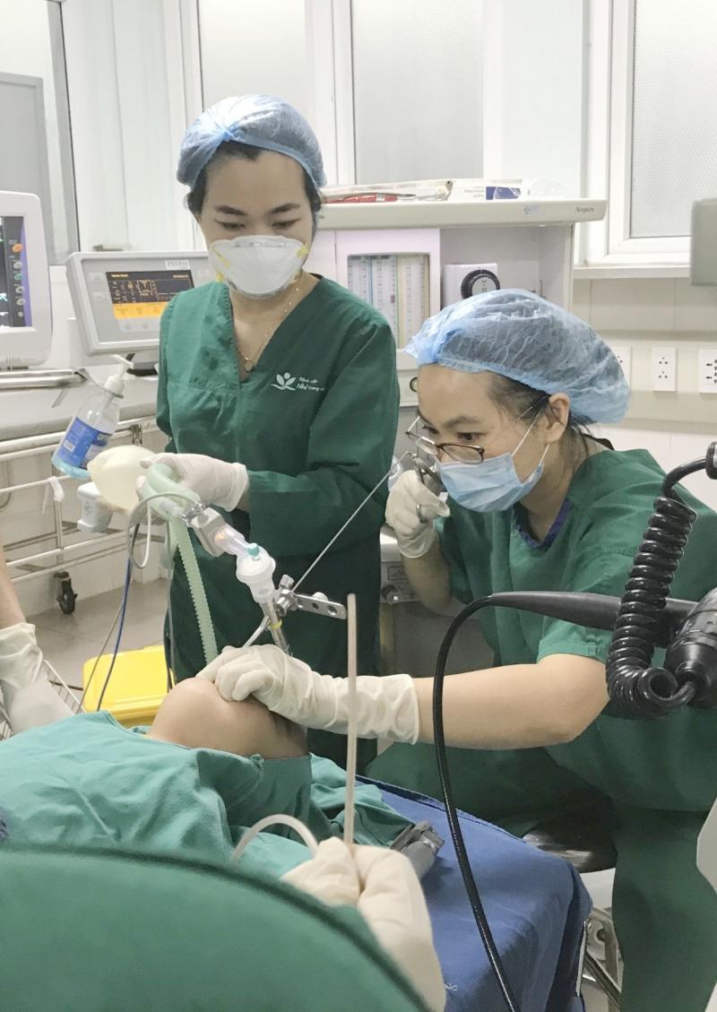 Trung tâm hô hấp - Bệnh viện Nhi Trung ương chăm sóc toàn diện bệnh nhi mắc các bệnh lý về hô hấp.