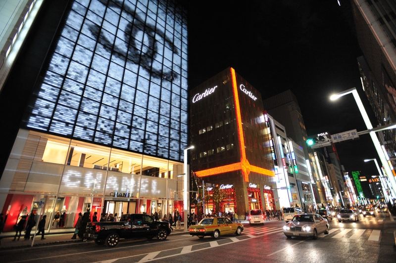 Ginza là khu mua sắm sang trọng bậc nhất tại Tokyo