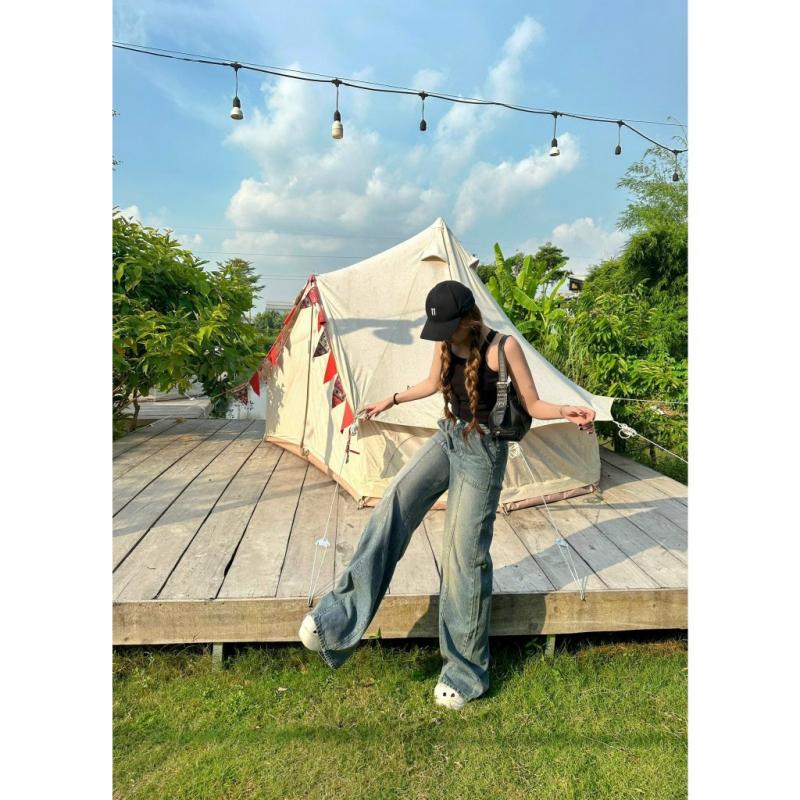 20 December Jeans