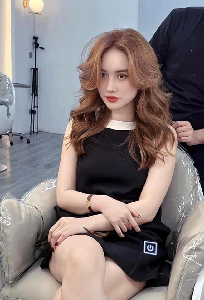 2002 Hair SaLon Luxury