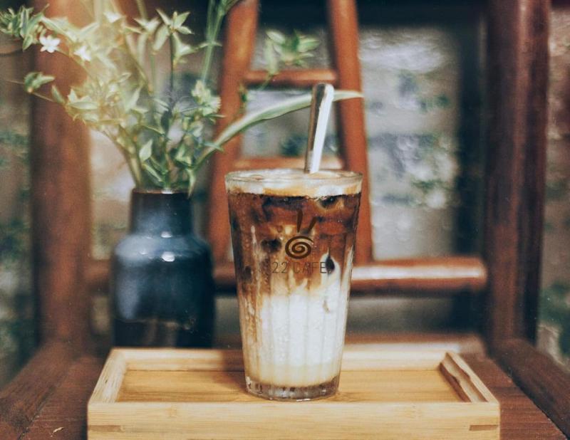 22 Cafe
