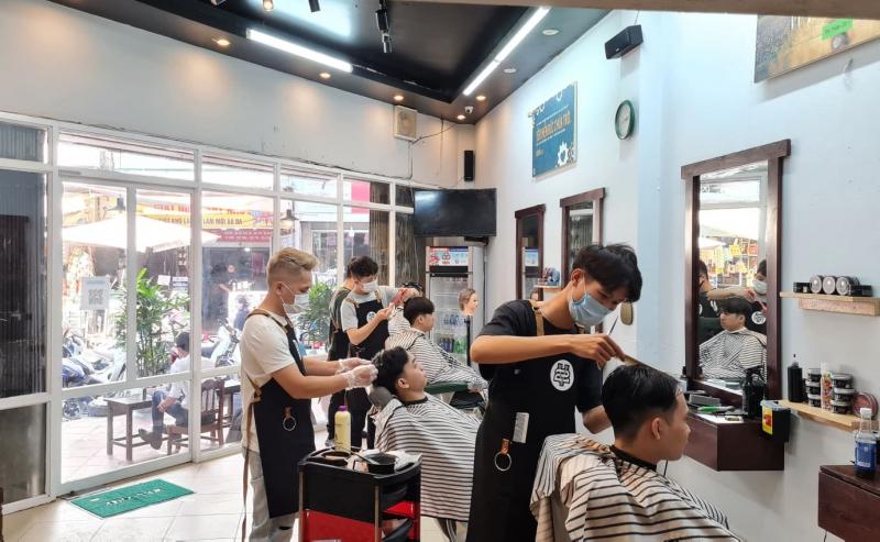 2VEE Hair Station