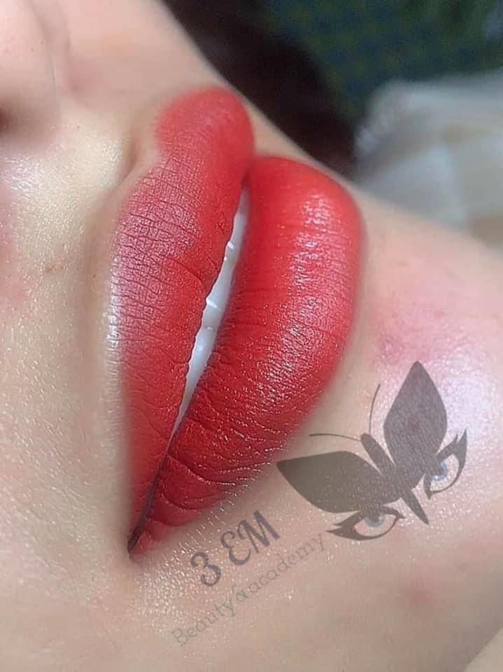 3 EM- Beauty salon