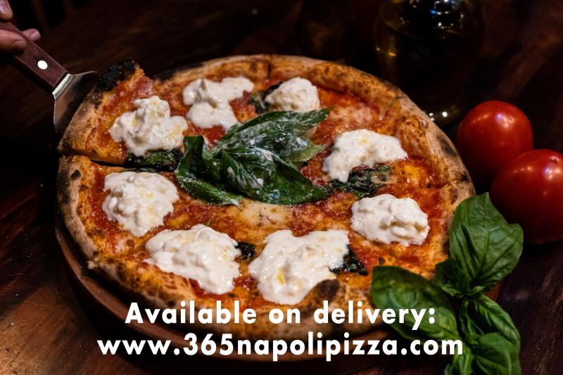 365 Degrees Pizzeria and Bar