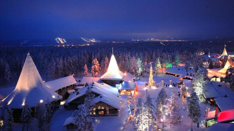 Lapland là một vùng đất phủ đầy tuyết trắng