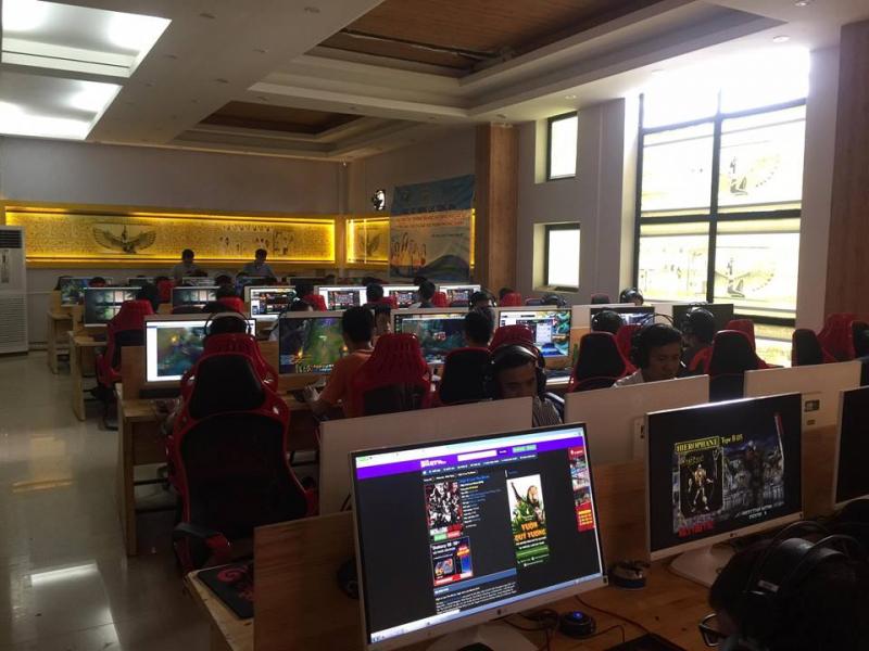Không gian bên trong quán rất thoải mái và chuyên nghiệp