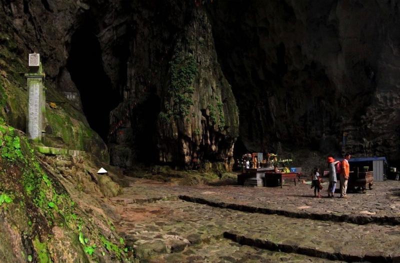 Động Hương Tích điểm đến  tâm linh