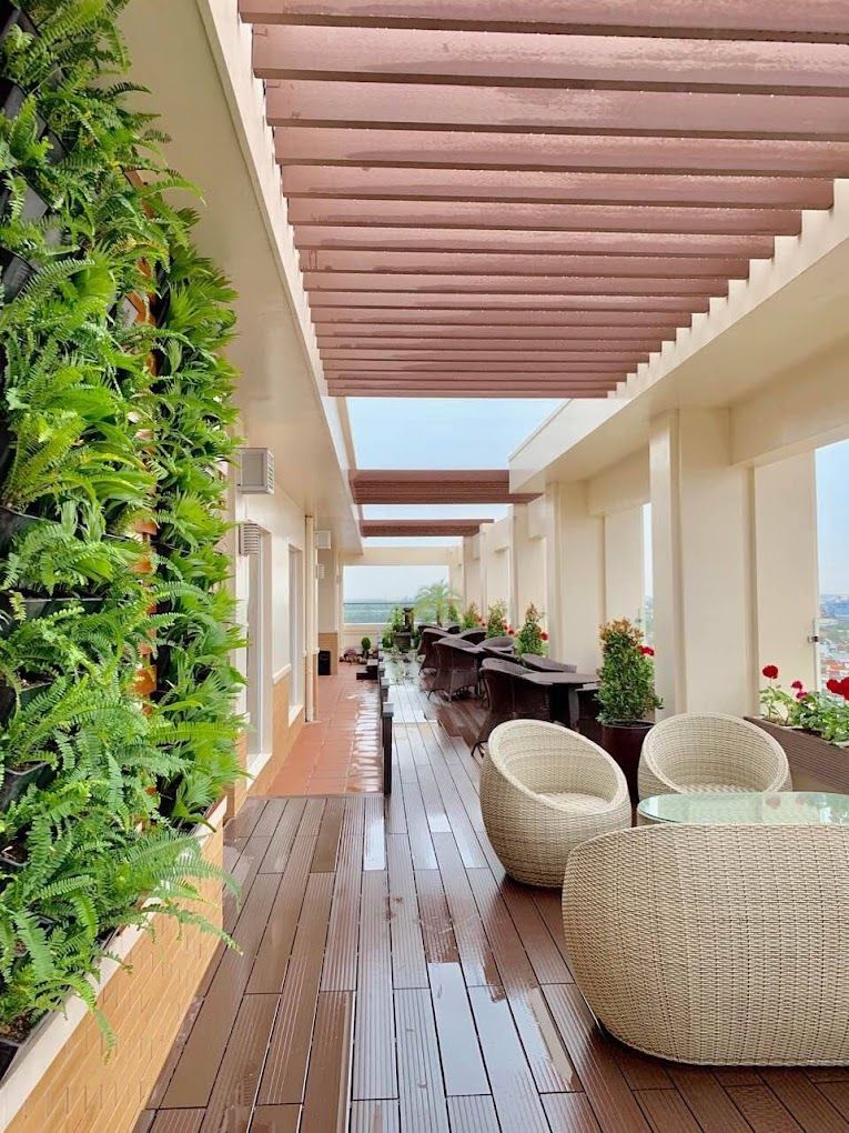 9 Rooftop Bar and Coffee