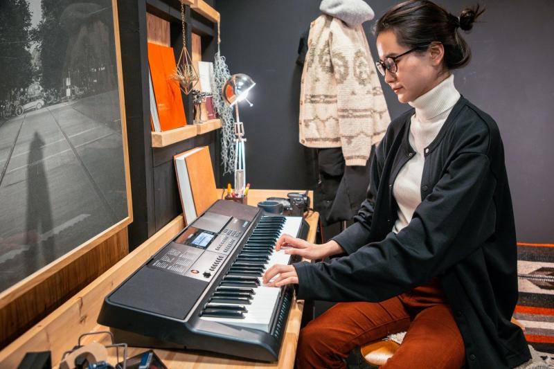 Đàn Organ Casio CT-X700