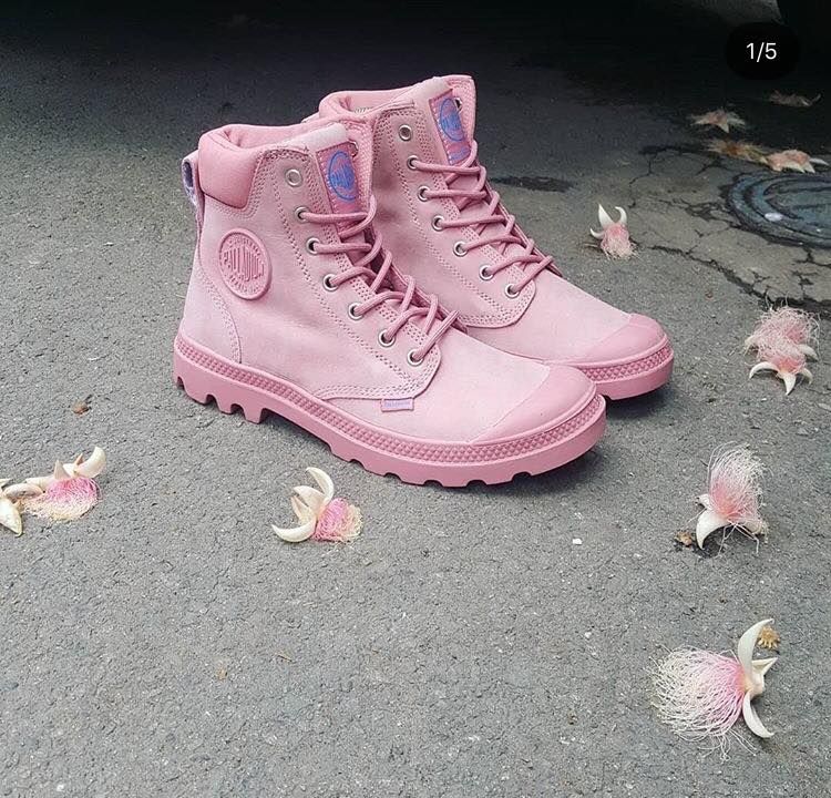 Giày Palladium của Shoe Dog