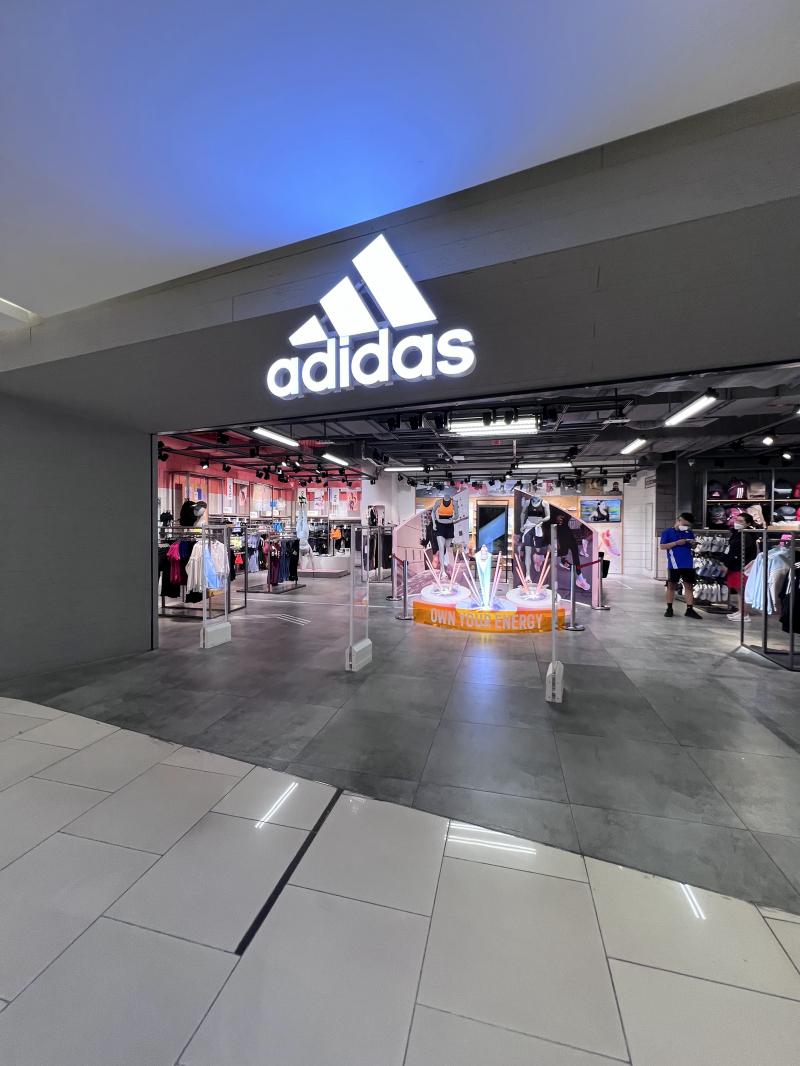 adidas Saigon Centre