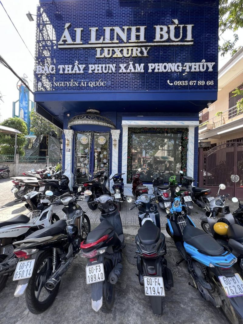 Phun xăm Ái Linh Bùi