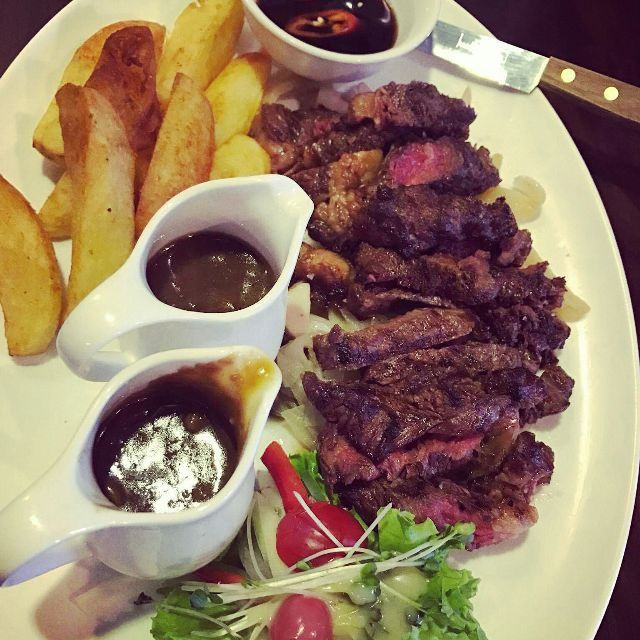 Al Fresco’s - Xuân Diệu