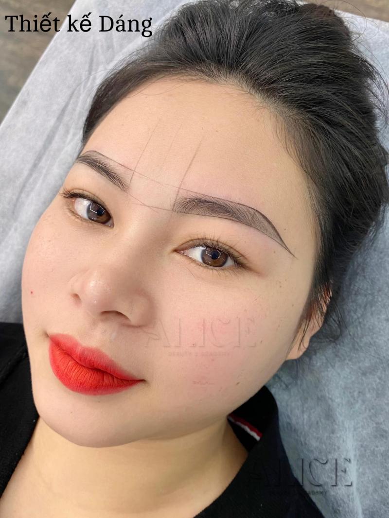 Alice Thanh Hằng Beauty & Academy