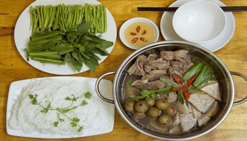 Huyền Vịt Quán