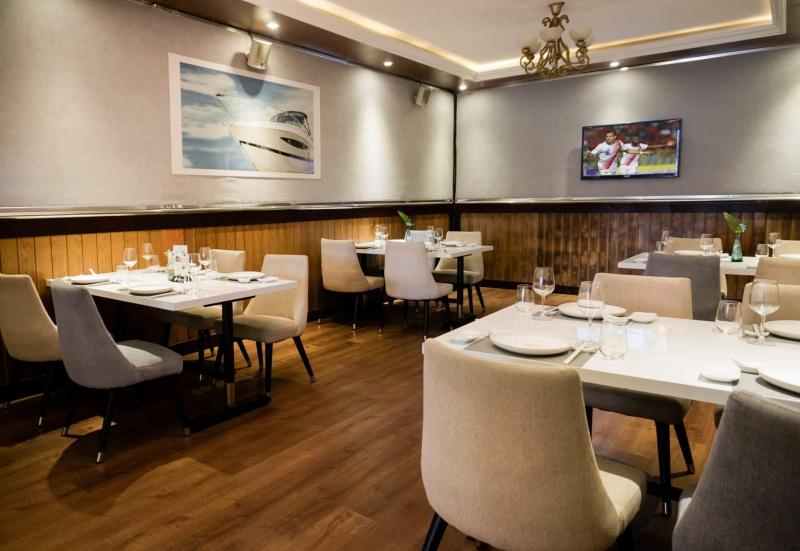 Ẩm Thực Rivia - Rivia Food & Dining