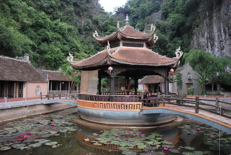 Ấm tình quê hương