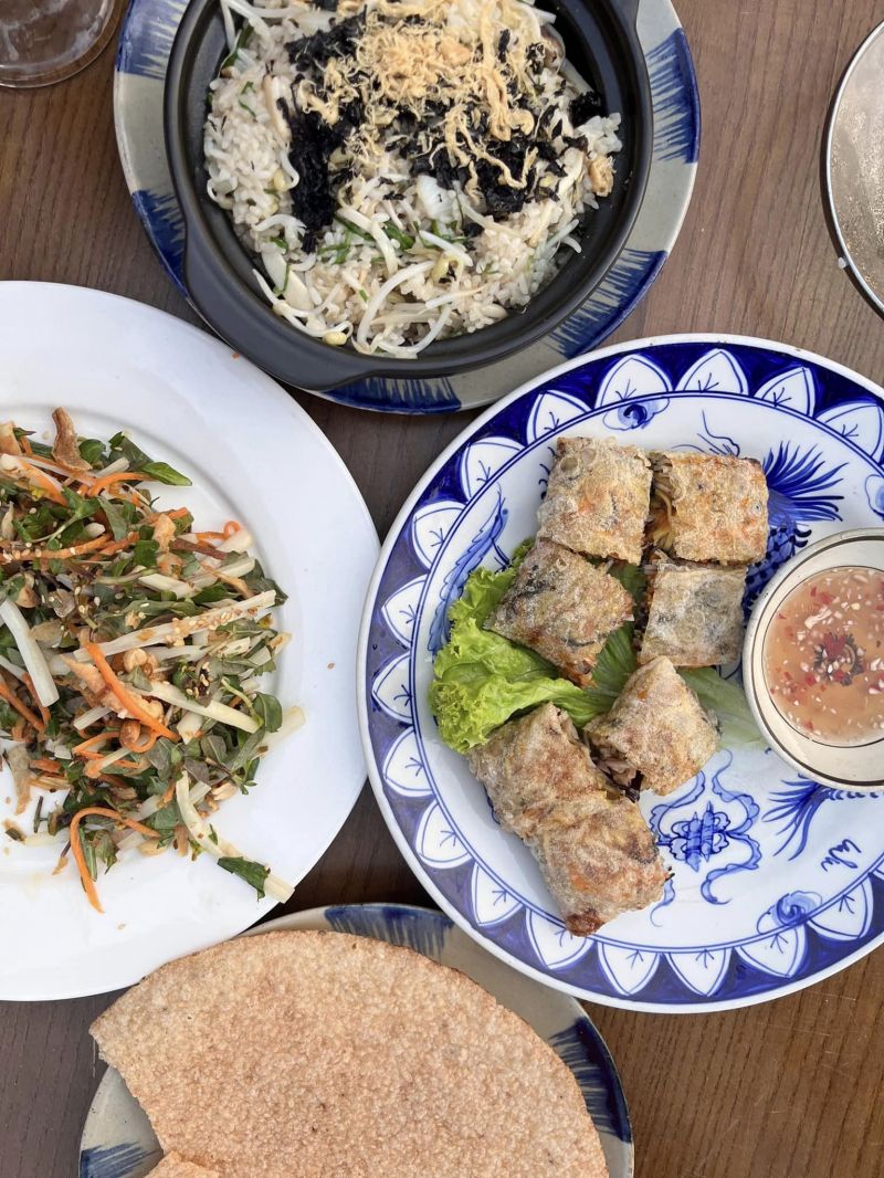 Am Vegetarian & Hideaway