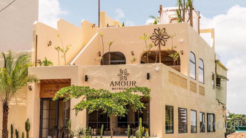 Amour Bistro & Cafe BMT