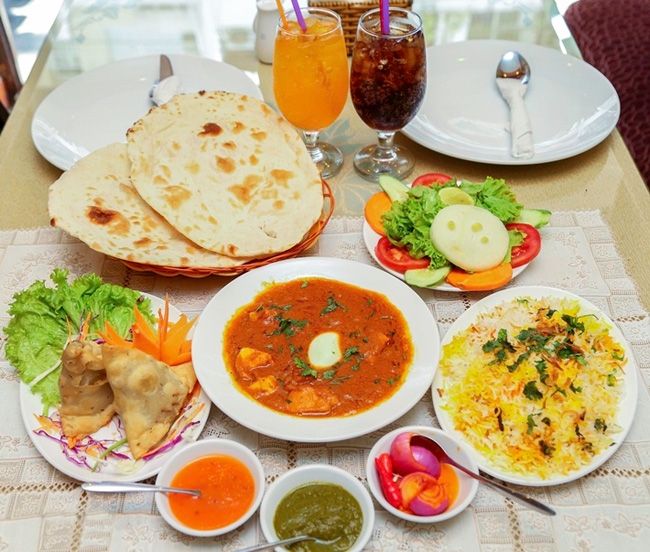 Set ăn truyền thống của người Ấn Độ
