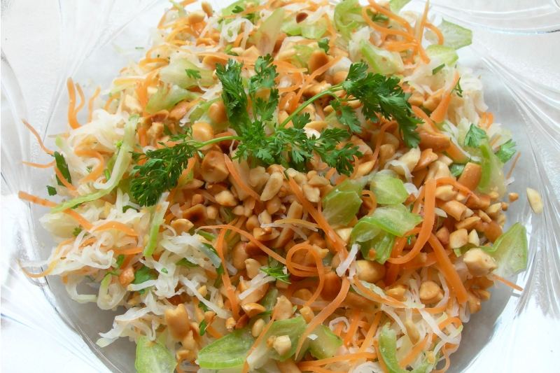 Nộm su hào, món ăn chống ngán ngày Tết