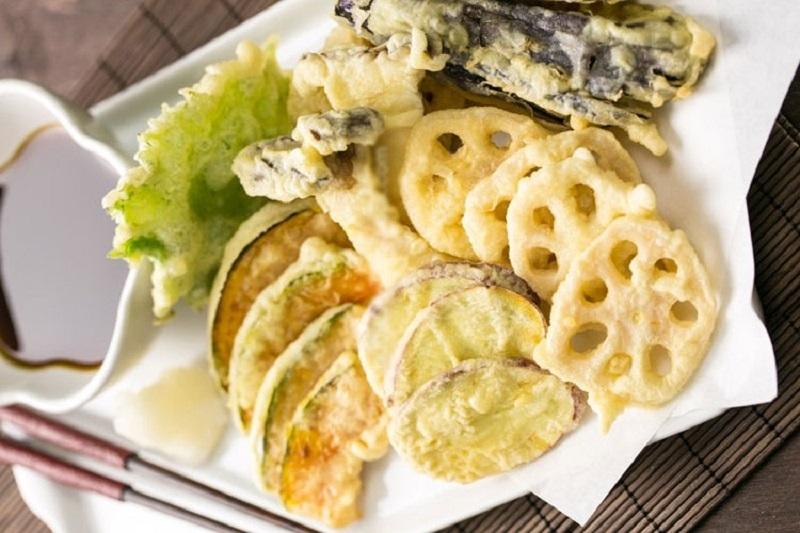 Rau củ chiên giòn thường bị lầm tưởng là tốt cho việc giảm cân