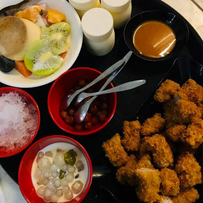 Ăn vặt cô Hương