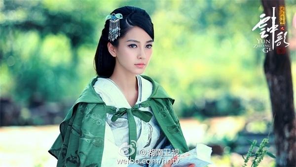 Vẻ đẹp không tỳ vết của Angela Baby