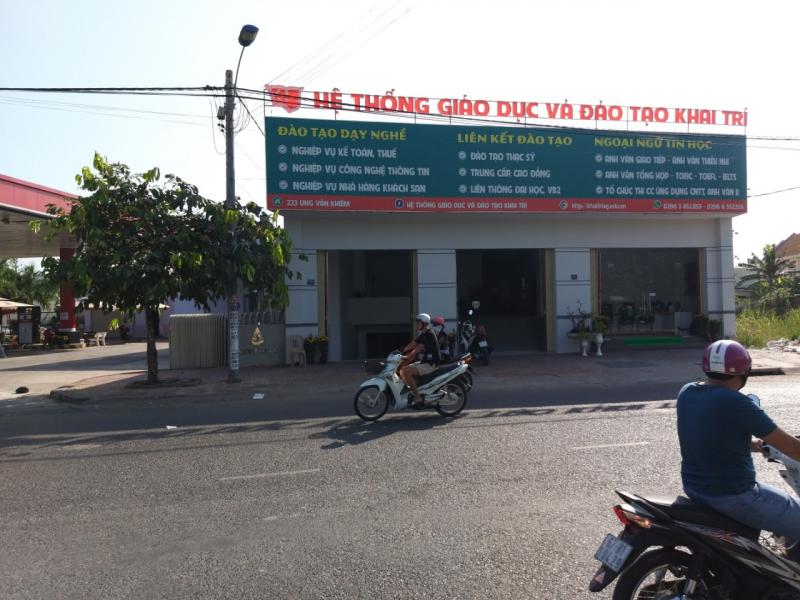 Anh Ngữ Khai Trí